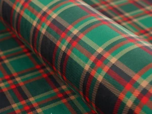 elegancka-tkanina-welurowa-w-krate-tartan