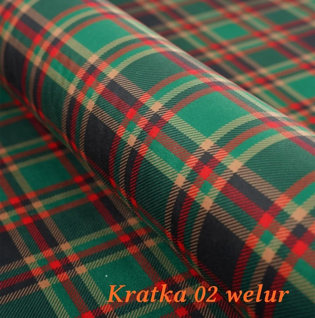 elegancka-tkanina-welurowa-w-krate-tartan